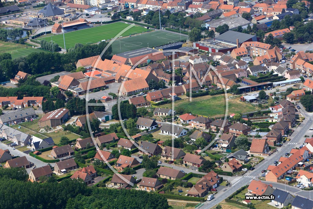 Photo arienne de Loon-Plage (Quartier de la Rue de la Gare)