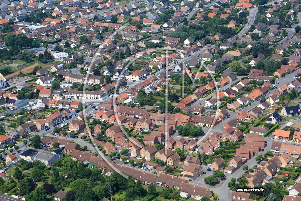 Photo arienne de Tteghem (Quartier du Parc du Canal)