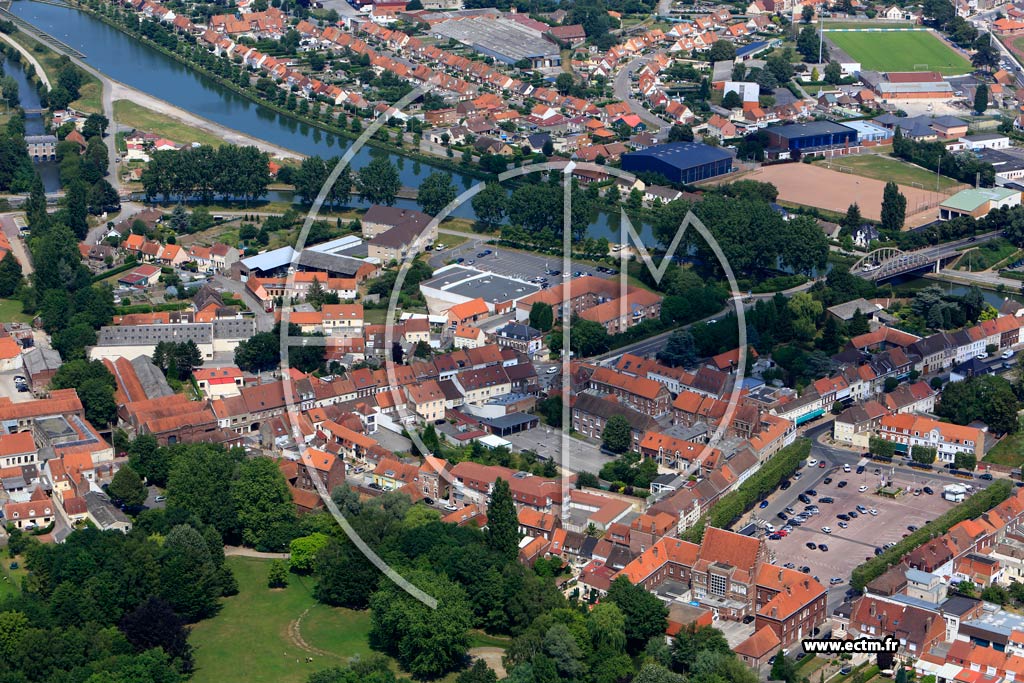 Photo arienne de Arques (Centre-ville)