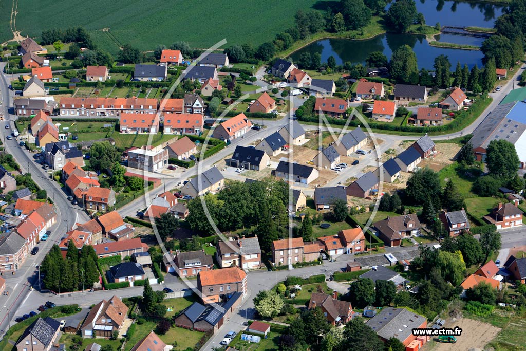 Photo arienne de Herzeele (Le Thiauw)