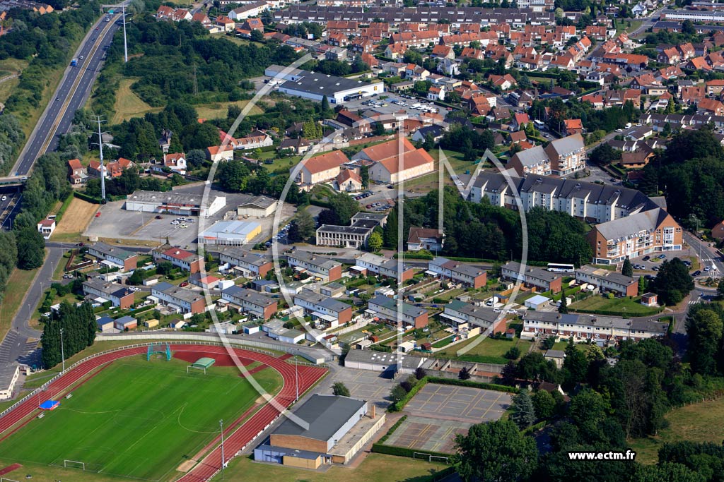Photo arienne de Longuenesse (Quartier de l'Htel de Ville)