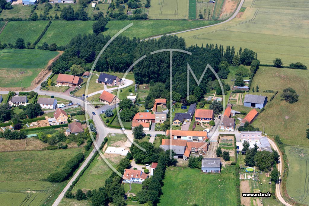 Photo arienne de Pihem (Bientques)