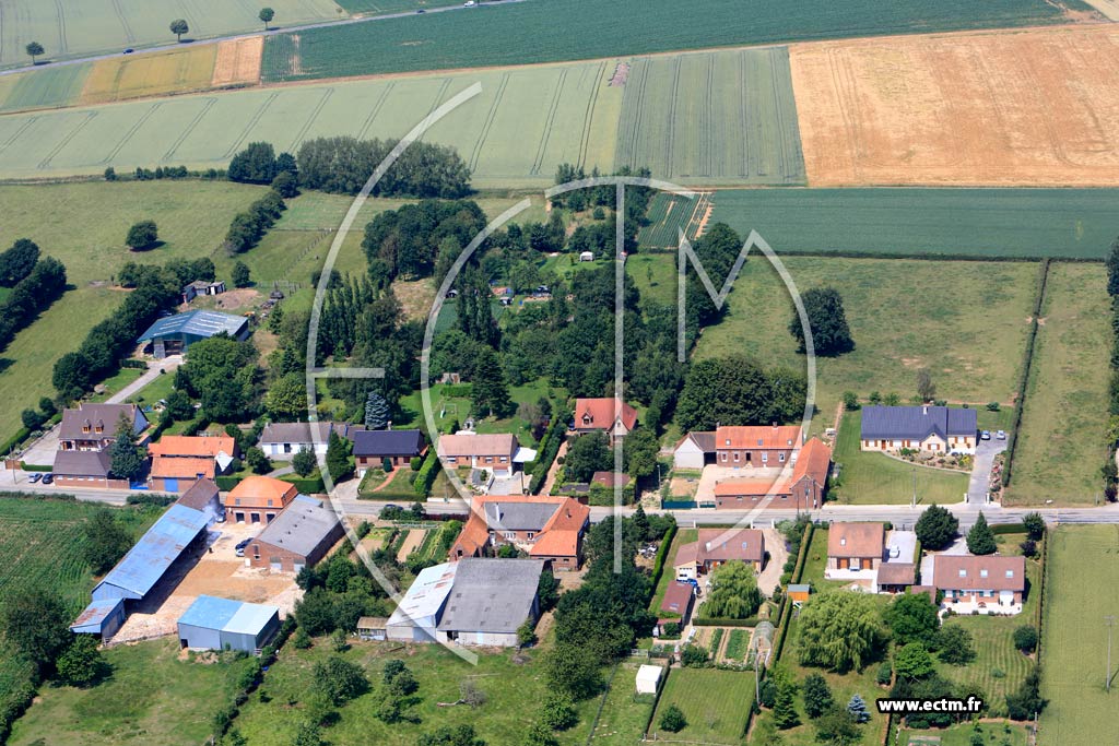Photo arienne de Pihem (Bientques)