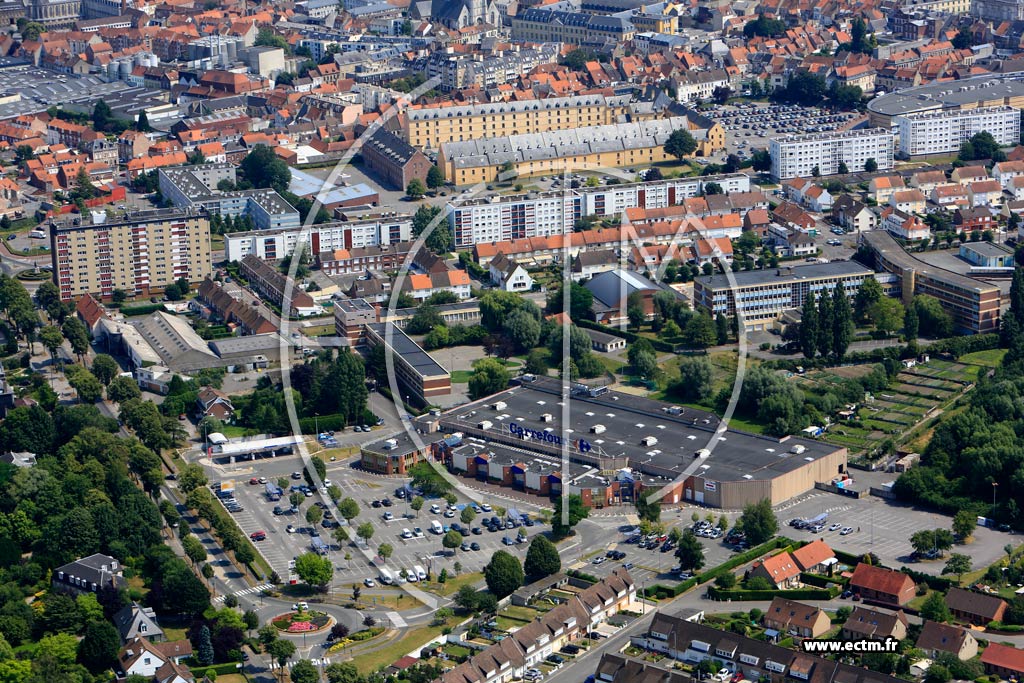 Photo arienne de Saint-Martin-au-Lart (Quartier de la Mairie)