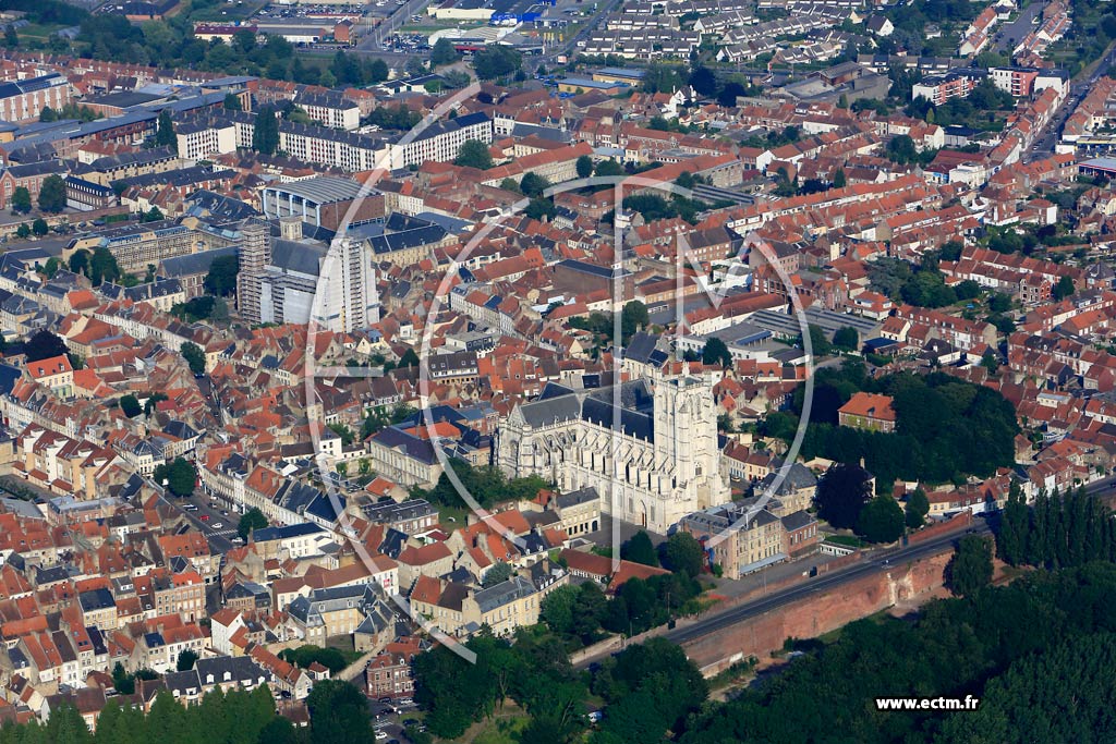 Photo arienne de Saint-Omer (Cathdrale Notre-Dame)
