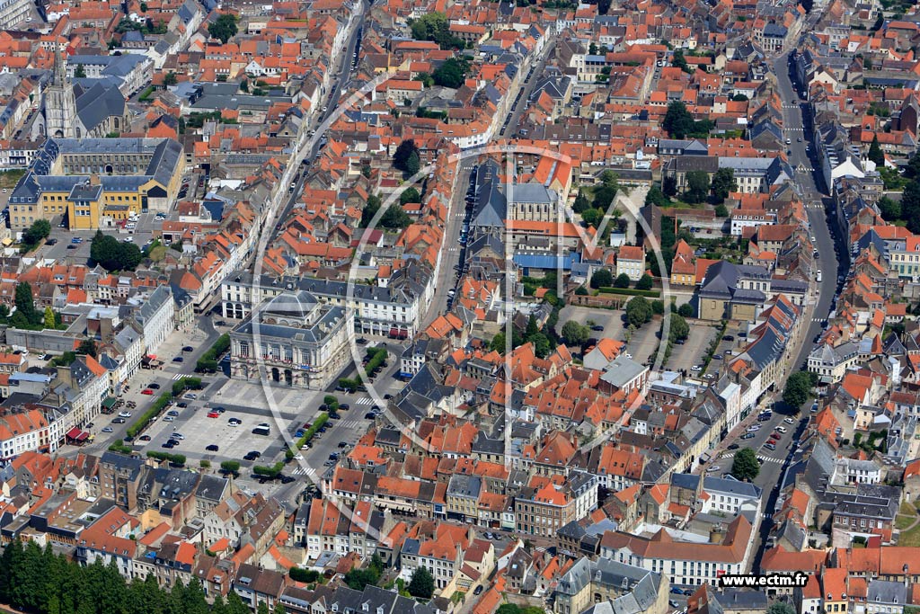 Photo arienne de Saint-Omer (Quartier de l'Htel de Ville)