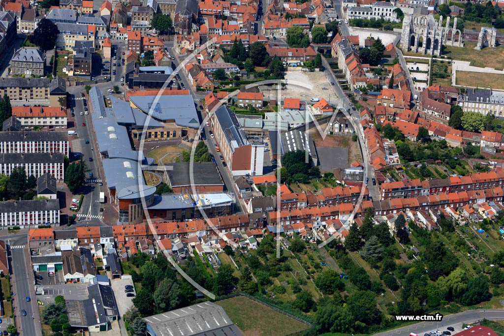 Photo arienne de Saint-Omer (Quartier de la Rue de Throuanne)