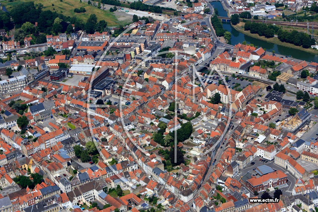 Photo arienne de Saint-Omer (Quartier de Rue de Dunkerque)