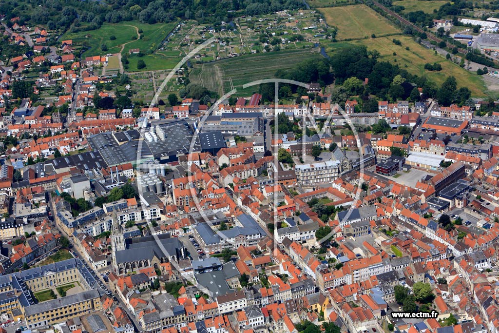 Photo arienne de Saint-Omer (Quartier de Rue de Dunkerque)