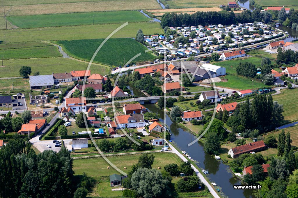 Photo arienne de Serques (Le Marais de Sercques)