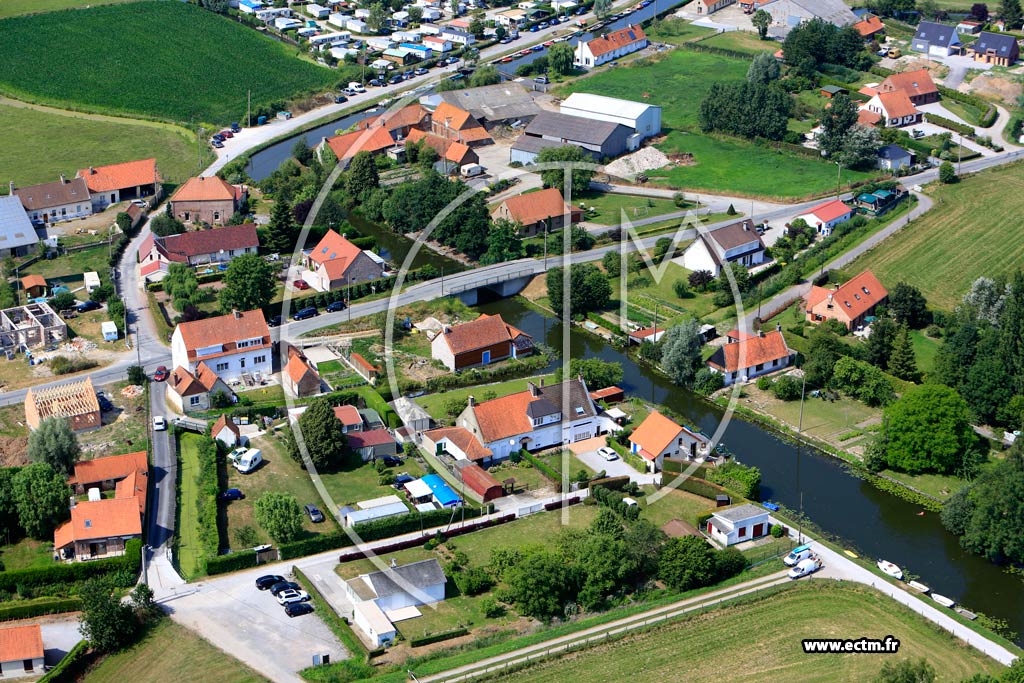 Photo arienne de Serques (Le Marais de Sercques)