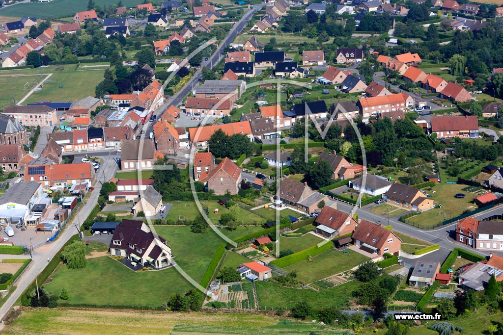 Photo arienne de Wallon-Cappel (Quartier du Centre)