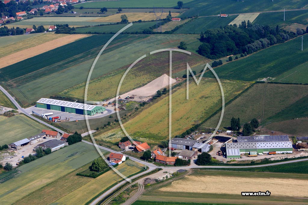 Photo arienne de Watten (Route de Millam)