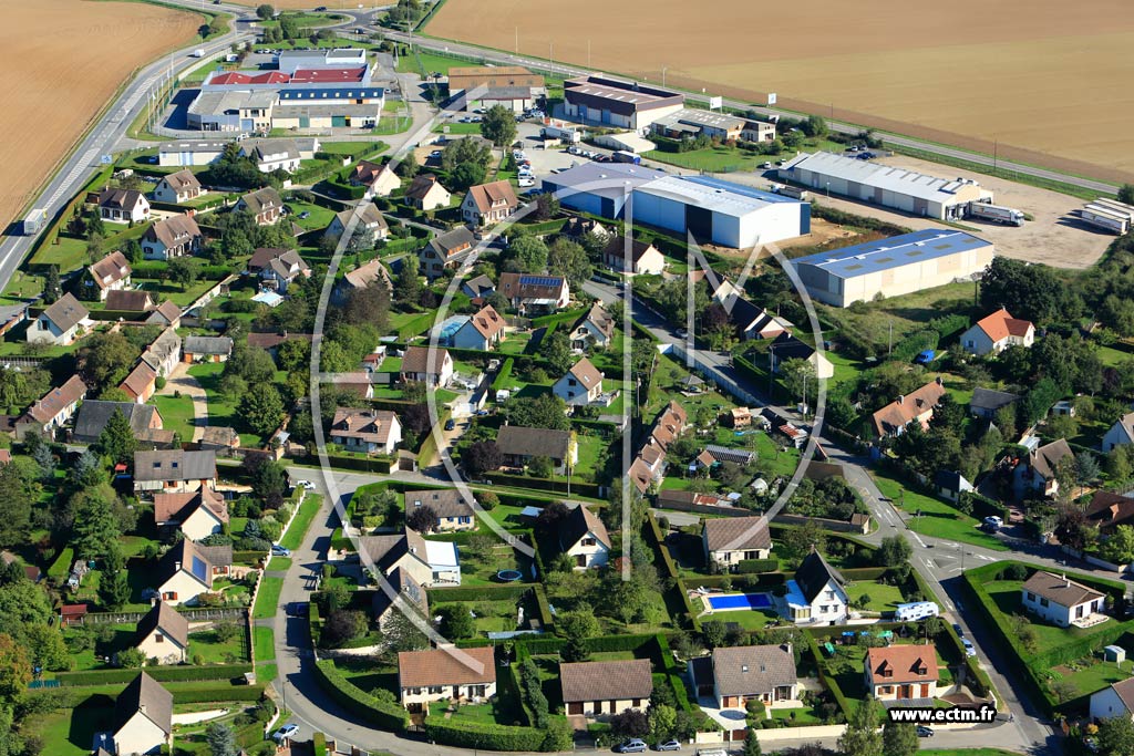 Photo arienne de Angerville-la-Campagne
