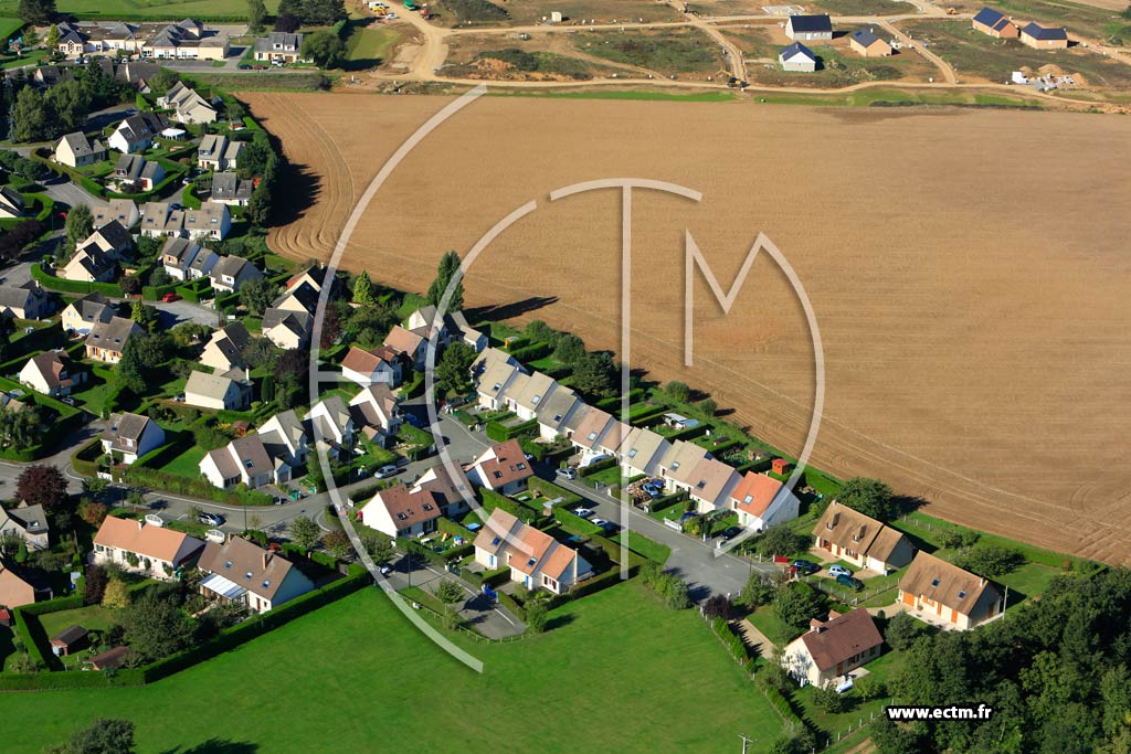 Photo arienne de Angerville-la-Campagne