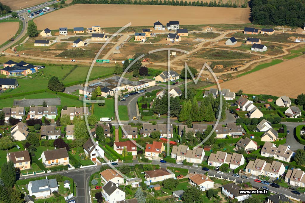 Photo arienne de Angerville-la-Campagne