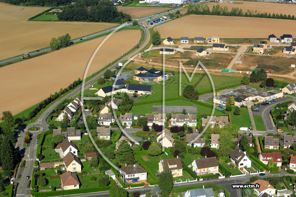 Photo arienne de Angerville-la-Campagne