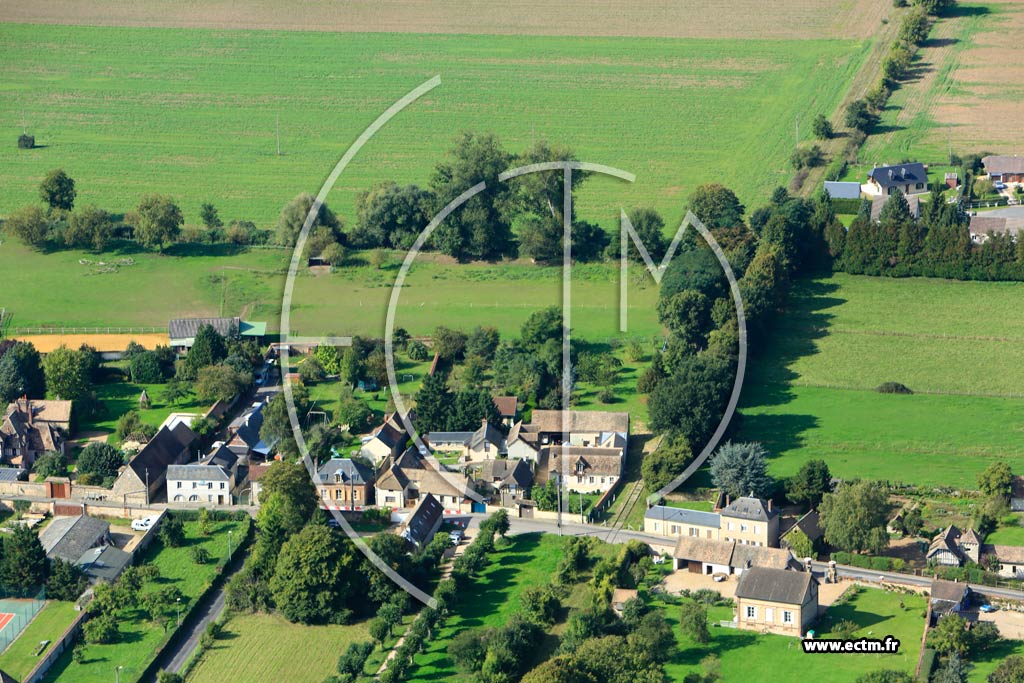 Photo arienne de Autheuil-Authouillet