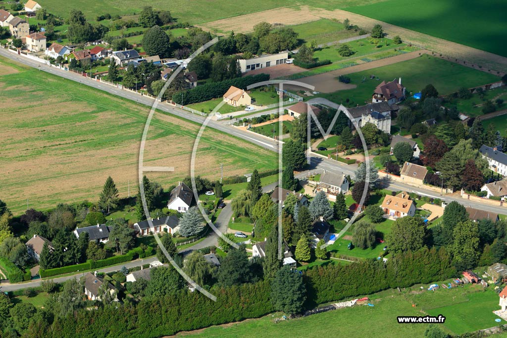 Photo arienne de Autheuil-Authouillet
