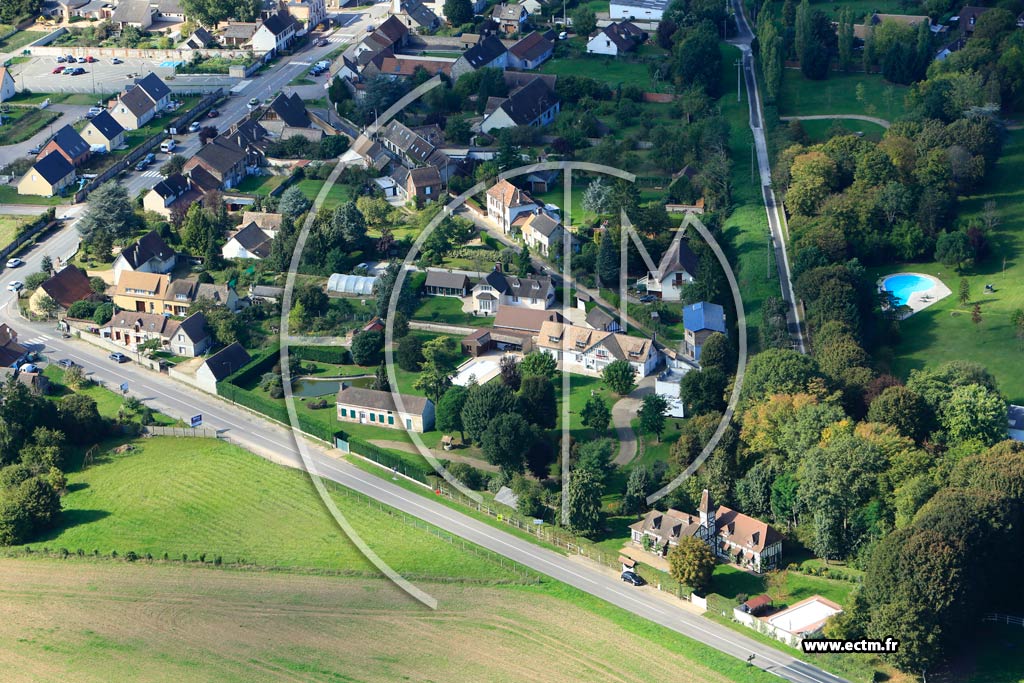 Photo arienne de Autheuil-Authouillet