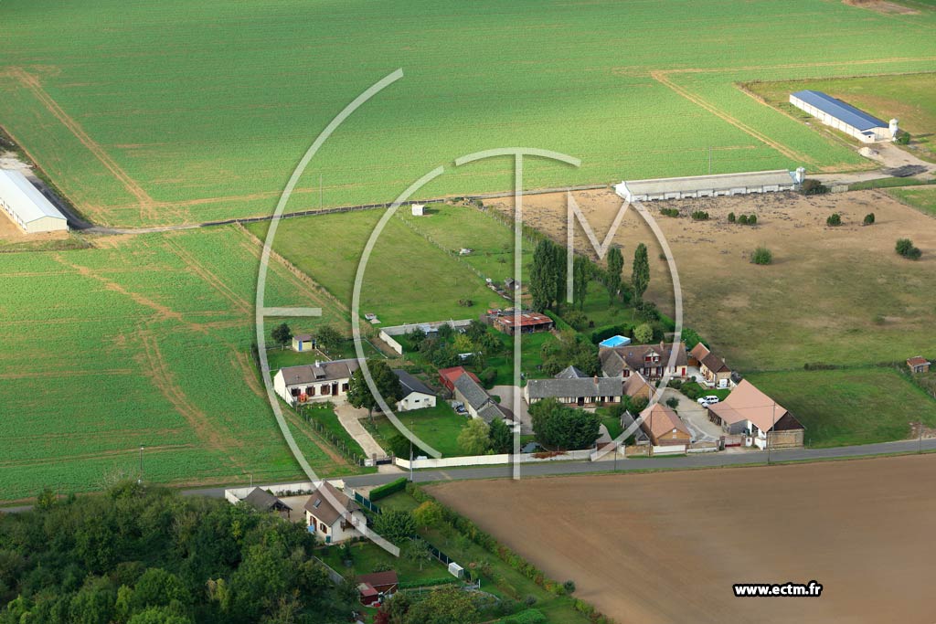 Photo arienne de Buis-sur-Damville (Pommereuil)