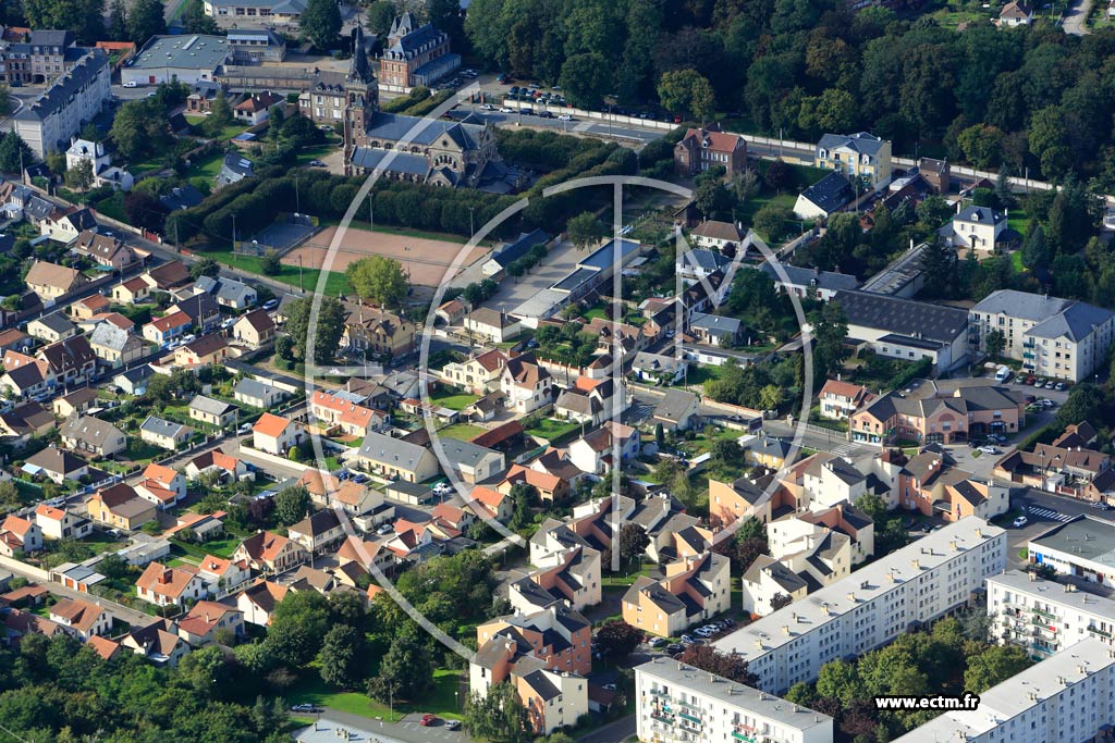 Photo arienne de vreux (Quartier Hyppodrome)