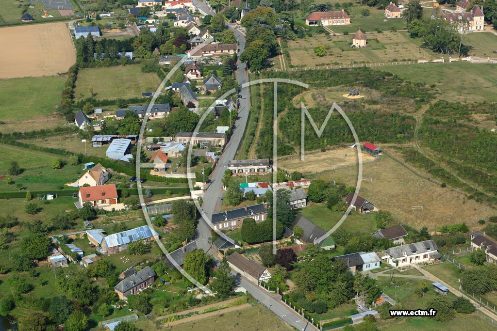Photo arienne de Faverolles-la-Campagne