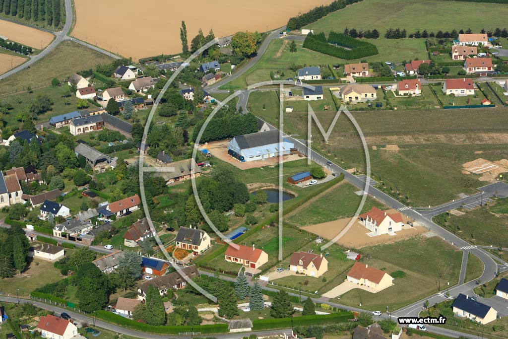 Photo arienne de Ferrires-Haut-Clocher