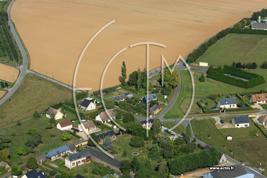 Photo arienne de Ferrires-Haut-Clocher
