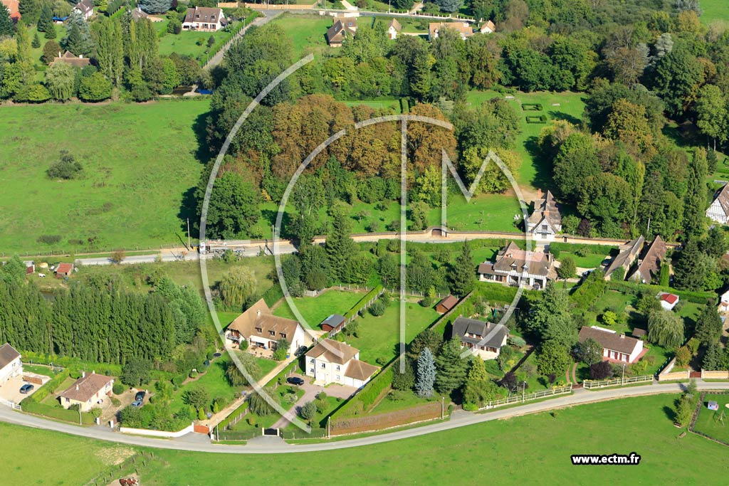 Photo arienne de Fontaine-sous-Jouy