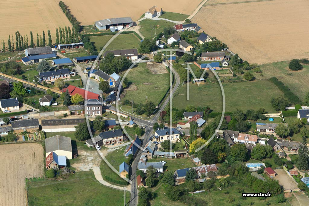 Photo arienne de Glisolles (La Bretonnire)