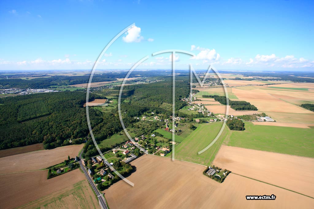 Photo arienne de Le Boulay-Morin (Le Mesnil Doucerain)