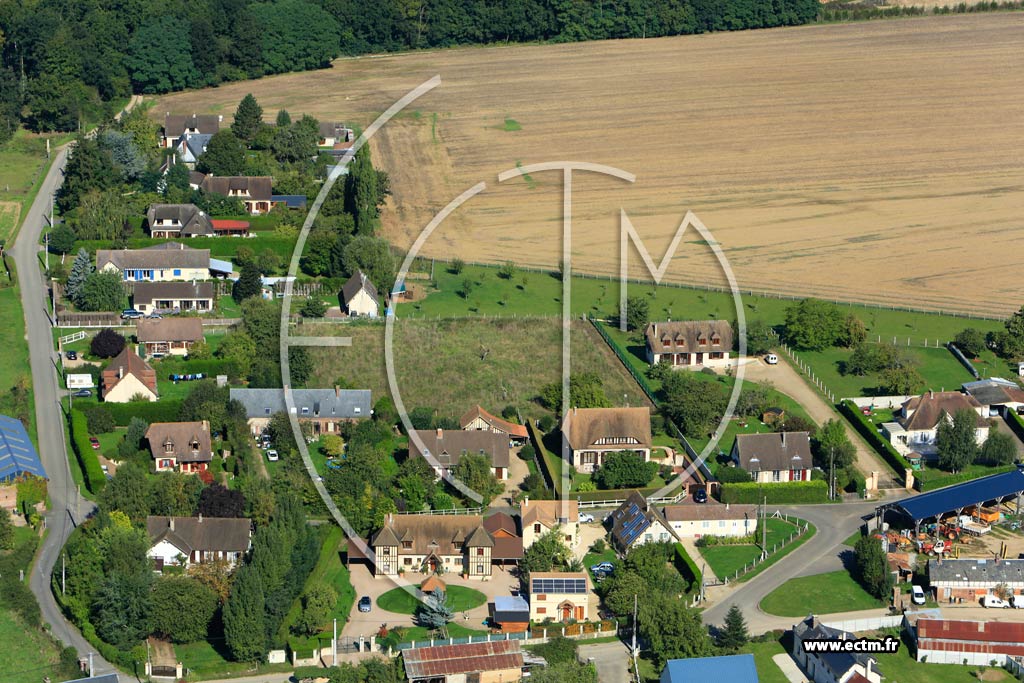 Photo arienne de Le Mesnil-Fuguet (Binou)