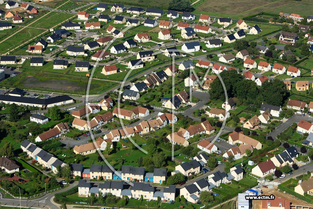 Photo arienne de Saint-Sbastien-de-Morsent (Quartier de la Rue de la Garenne)