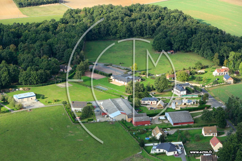 Photo arienne de Sylvains-les-Moulins (La Chnaie)