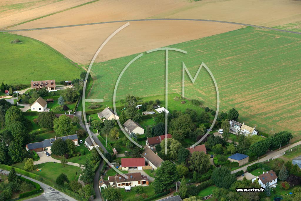 Photo arienne de Sylvains-les-Moulins (La Millerette)