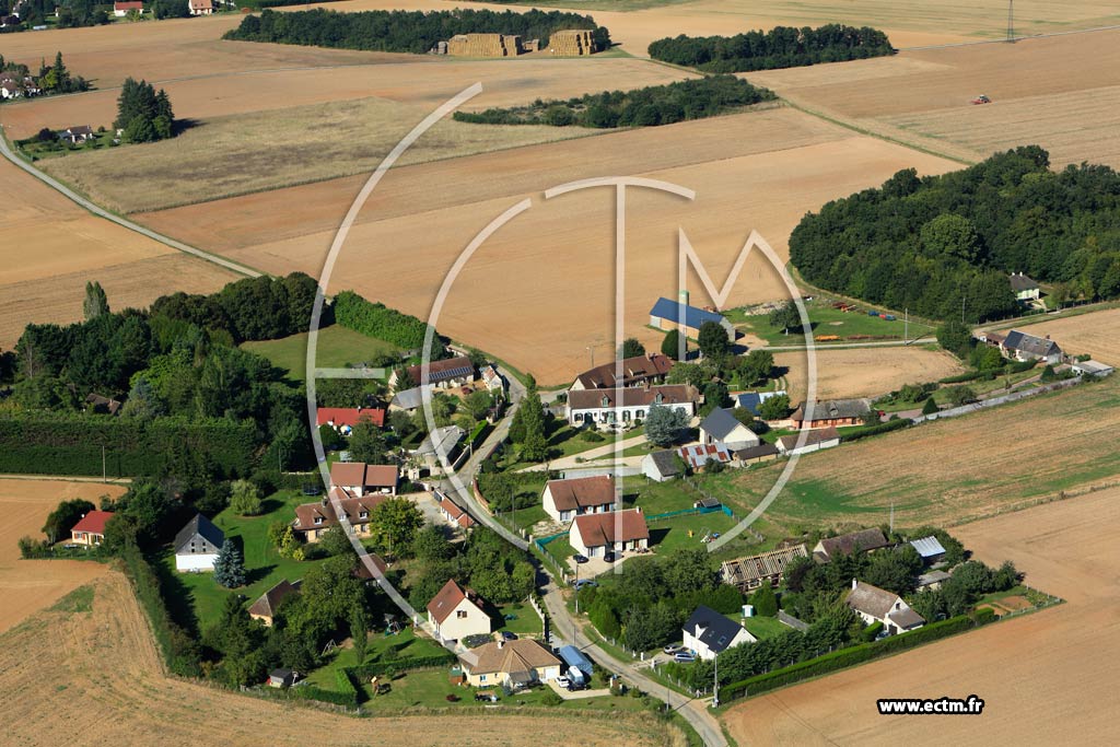 Photo arienne de Buis-sur-Damville (La Bretonnerie)