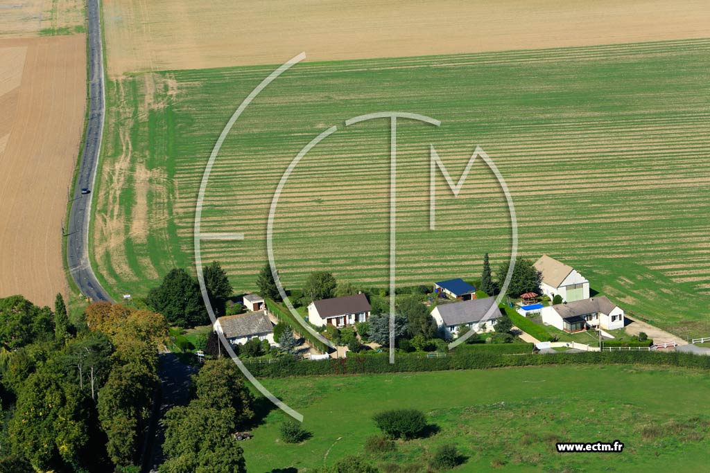 Photo arienne de Champigny-la-Futelaye (Osmoy)