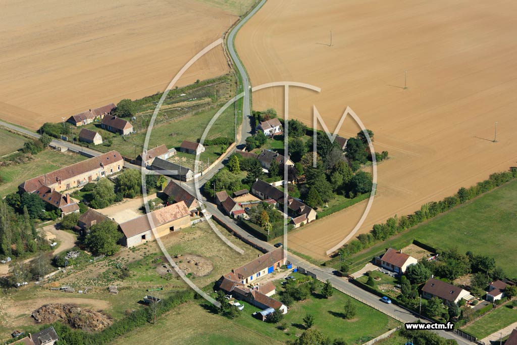 Photo arienne de Chtaincourt (Neuville les Bois)