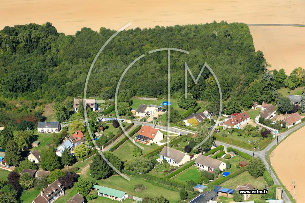 Photo arienne de Marcilly-la-Campagne (La Petite Hruppe)