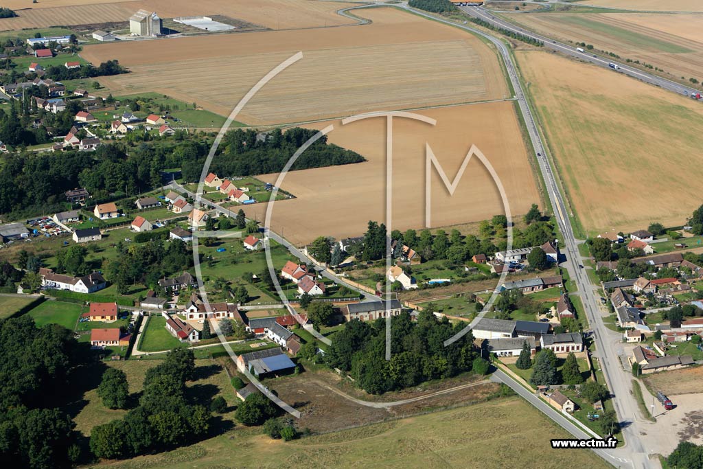 Photo arienne de Marcilly-la-Campagne (Le Moussel)
