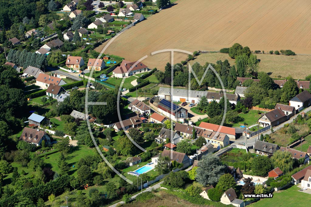 Photo arienne de Marcilly-sur-Eure (Motteux)