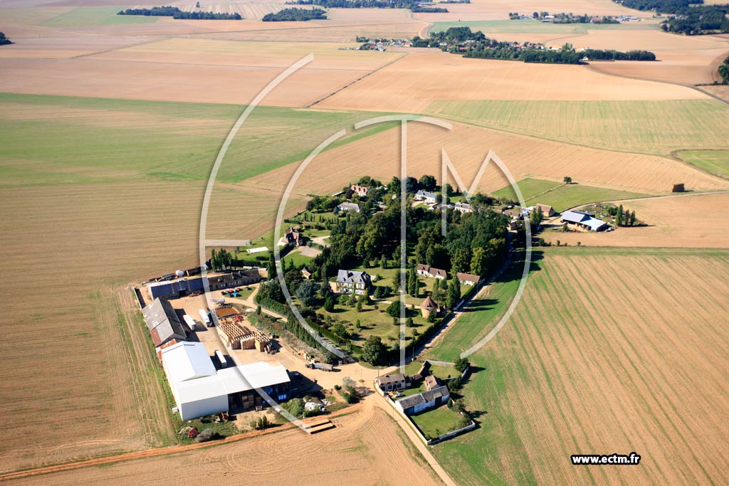 Photo arienne de Moisville (La Longe)