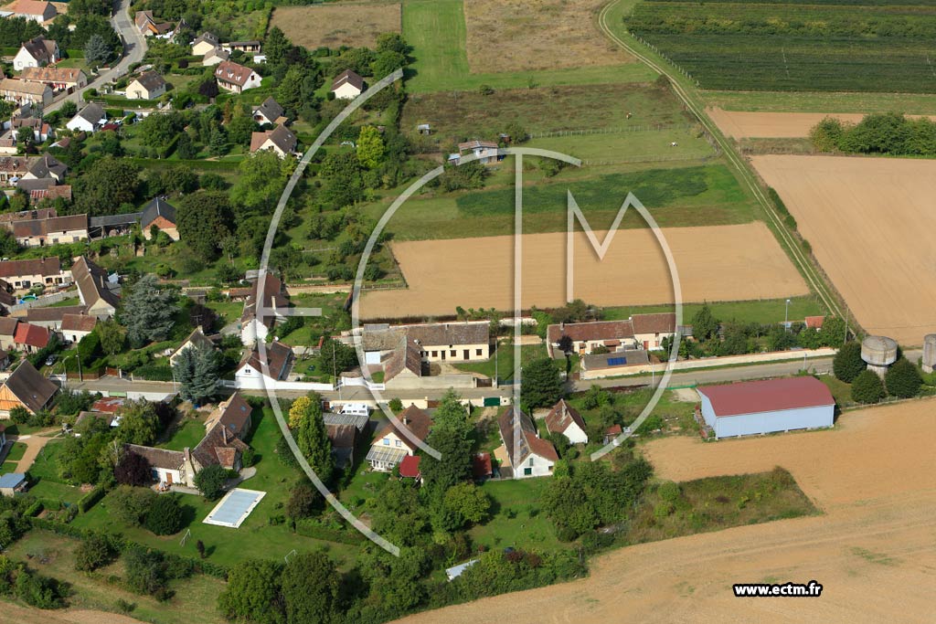 Photo arienne de Mzires-en-Drouais (Marsauceux)