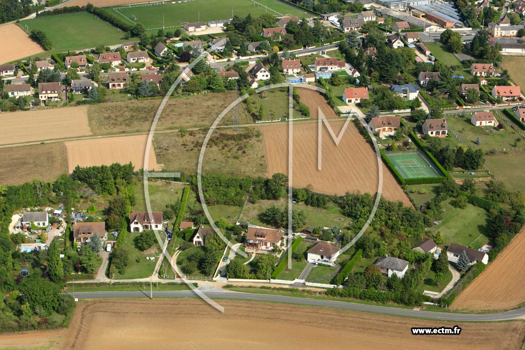 Photo arienne de Mzires-en-Drouais (Marsauceux)