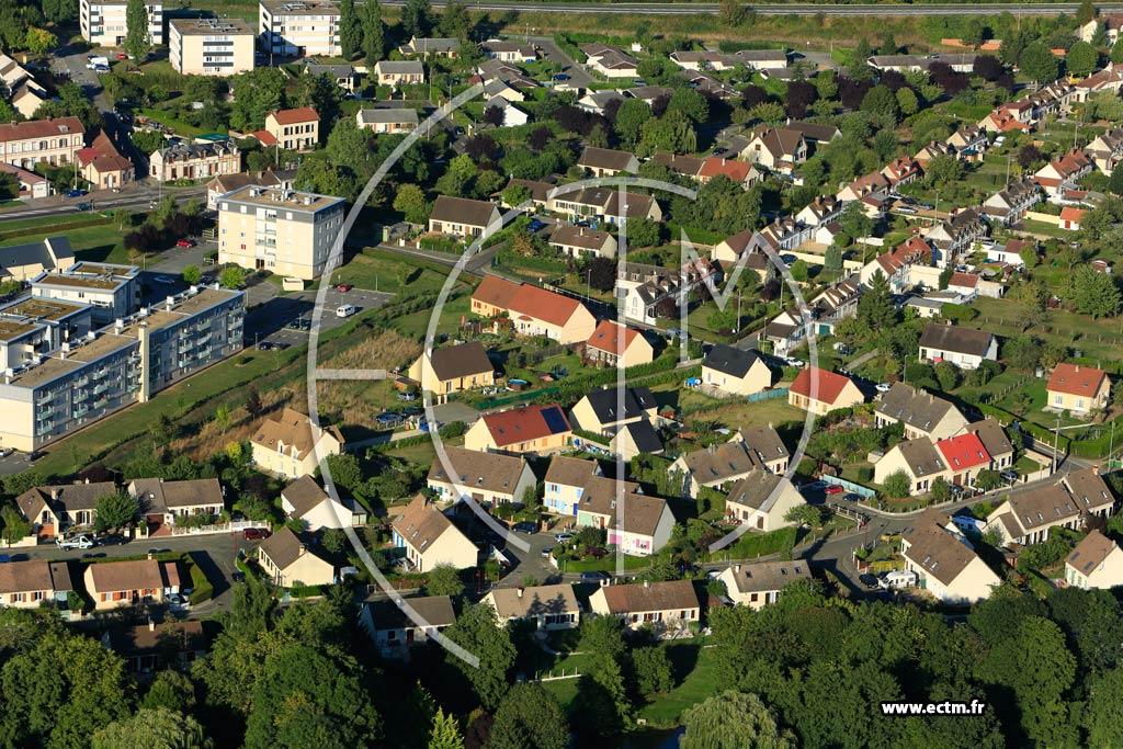 Photo arienne de Nonancourt (La Potinire)