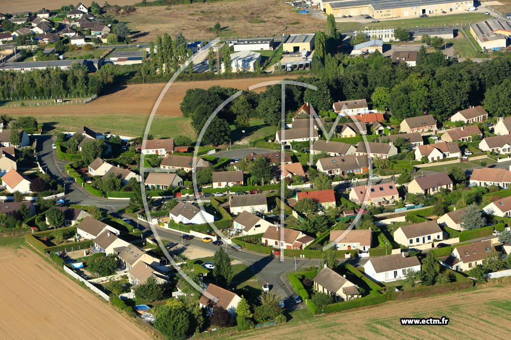 Photo arienne de Saint-Lubin-des-Joncherets