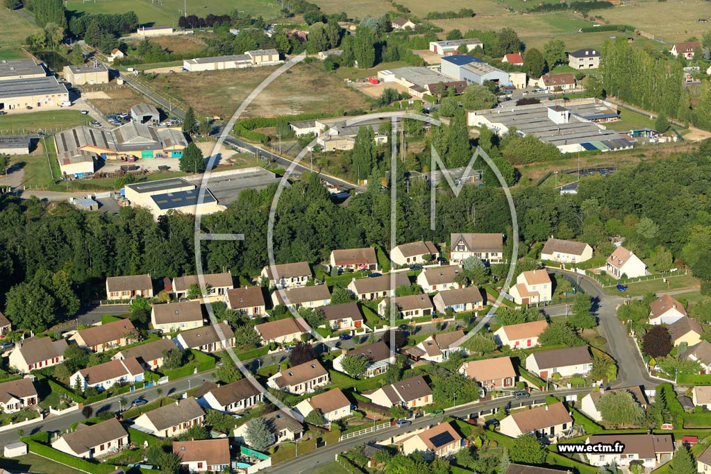 Photo arienne de Saint-Lubin-des-Joncherets