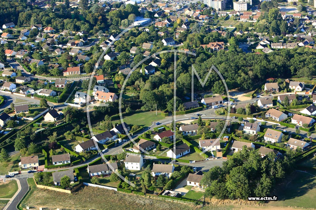 Photo arienne de Saint-Lubin-des-Joncherets