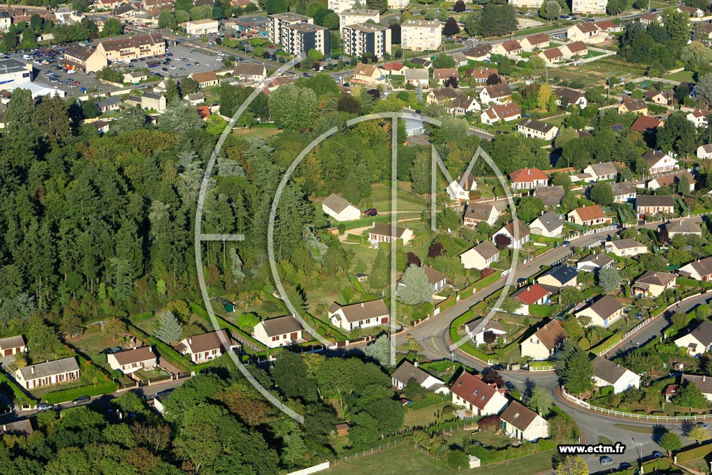 Photo arienne de Saint-Lubin-des-Joncherets